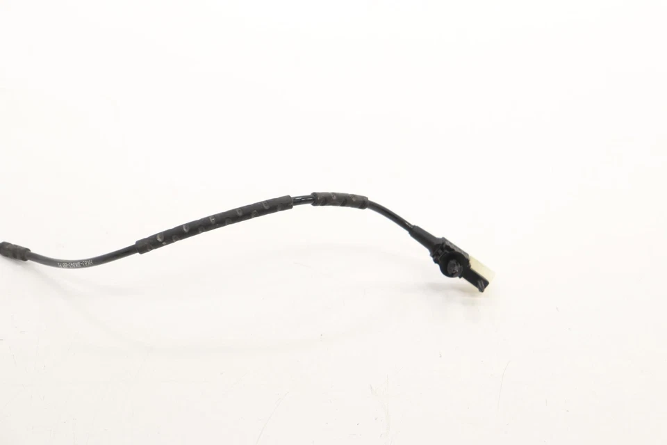 Land Rover Velar 2018-2025 freno trasero derecho manguera hidráulica OEM Foto 4 de 4