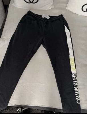 Calvin Klein jogginghose grösse M slim fit in schwarz