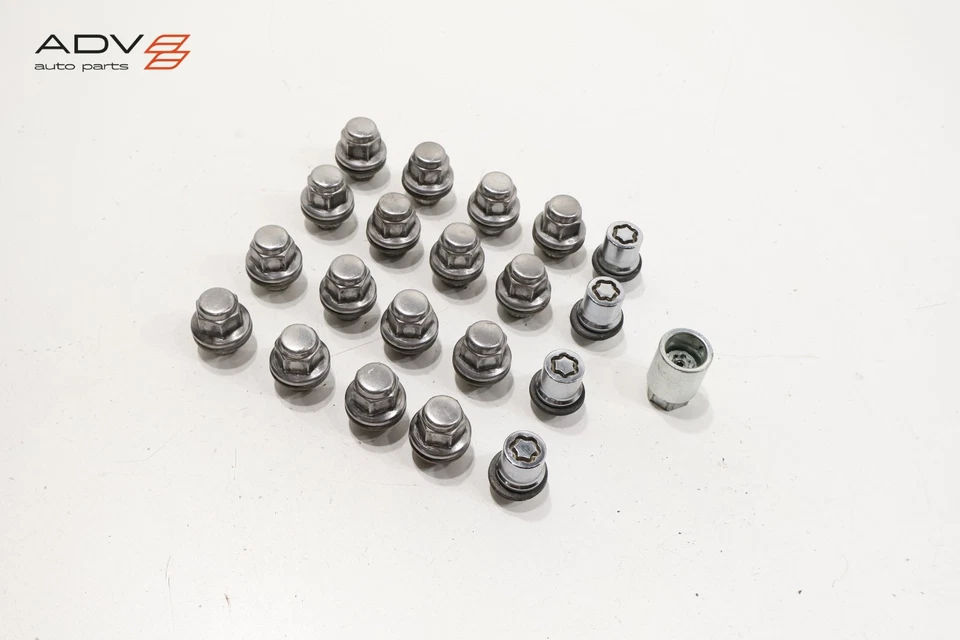 LEXUS RX450H 2010-2022 TUERCA DE LLANTA PERNOS OEM -JUEGO- Foto 3 de 4