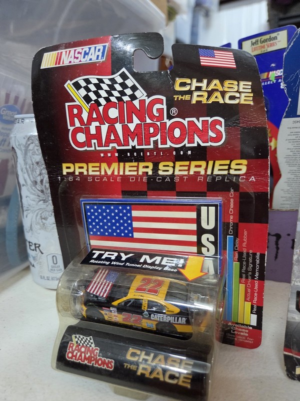 Racing Champions Premier Series NASCAR Chase the Race 1:64 1998 Ward Burton #22