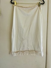 VTG 60s Lace Nylon Boudoir Coquette Festival Grunge Half Slip Sati Skirt M