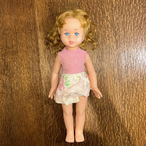 Vtg 1964 Mattel Dee Dee Cut’N Button Doll w/Dress Tagged Blond Blue Eyes Japan