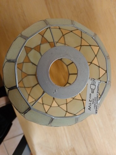 Glass effect lampshade with metal frame in good condition - Picture 9 of 9