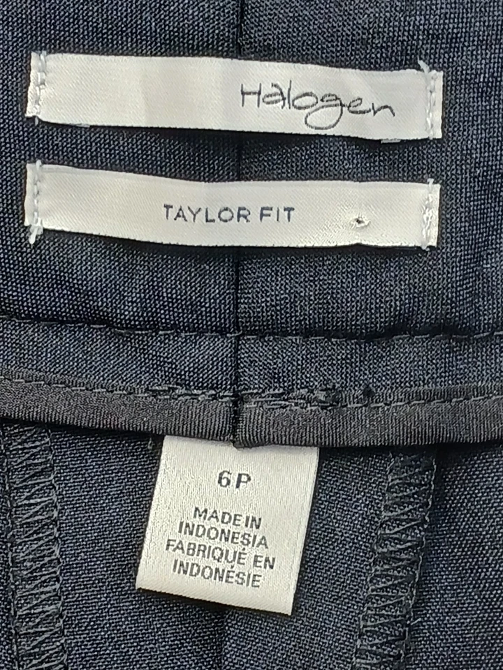Calça feminina halógena 6P preta Taylor fit reta mistura poli elástica pequena - Imagem 2 de 4