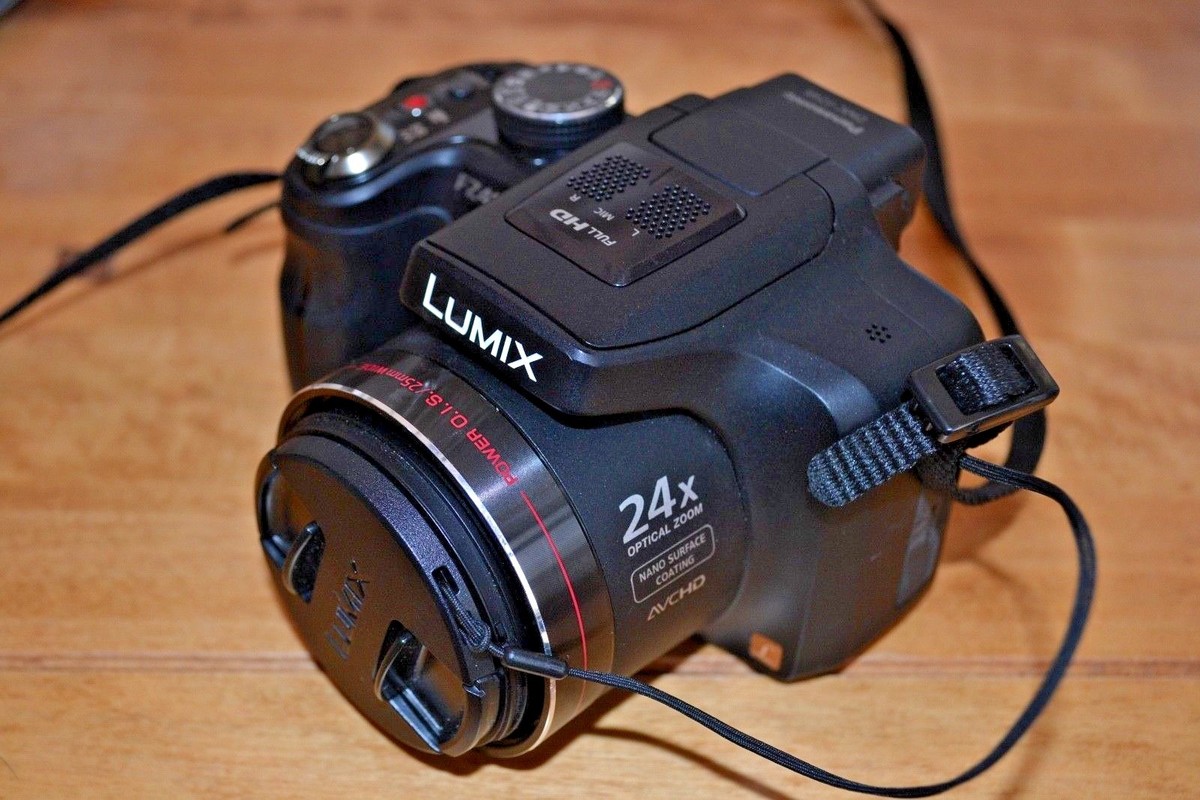 Panasonic LUMIX DMC-FZ48 12.1MP Digital Camera - Black for sale
