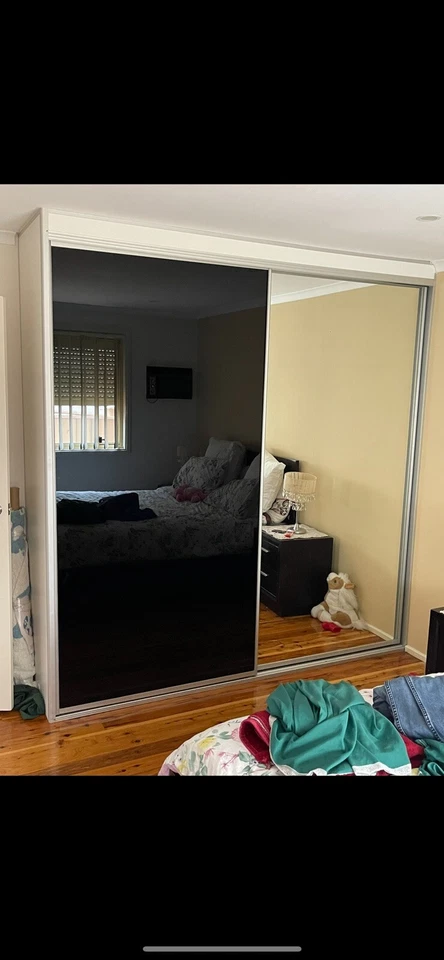 Built In Wardrobe - image 2 of 2