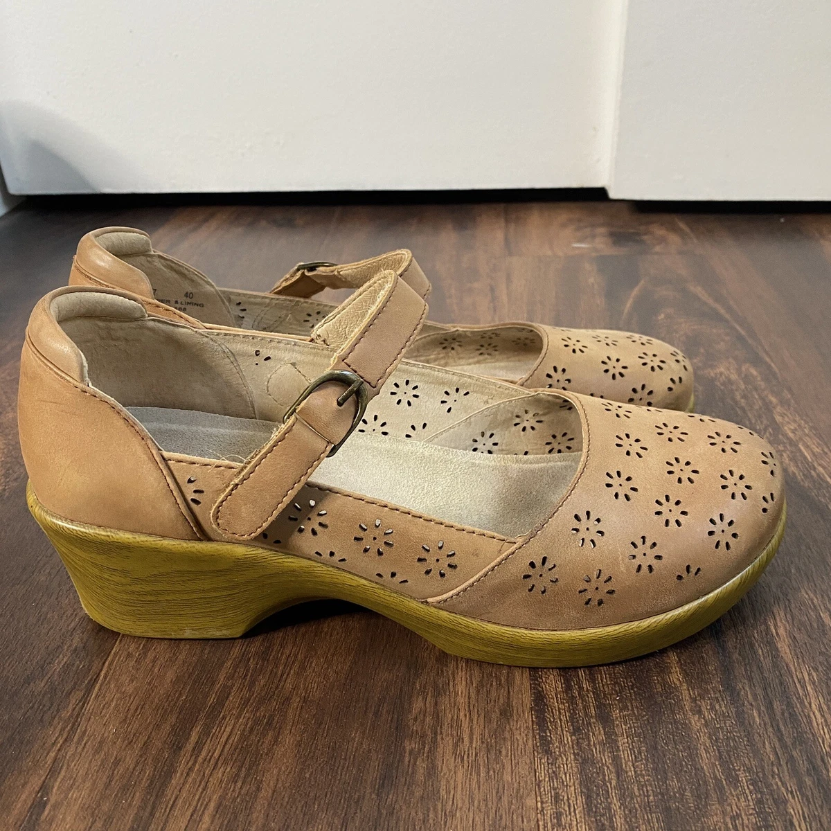 Alegria Perforated Leather Mary Janes Shoes Rene Size 40 9.5 10