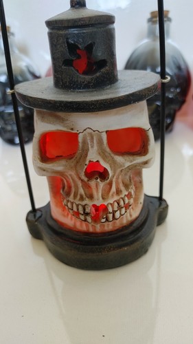 Spooky Halloween Skull Lantern Flashing Light Halloween Decor - Picture 2 of 6