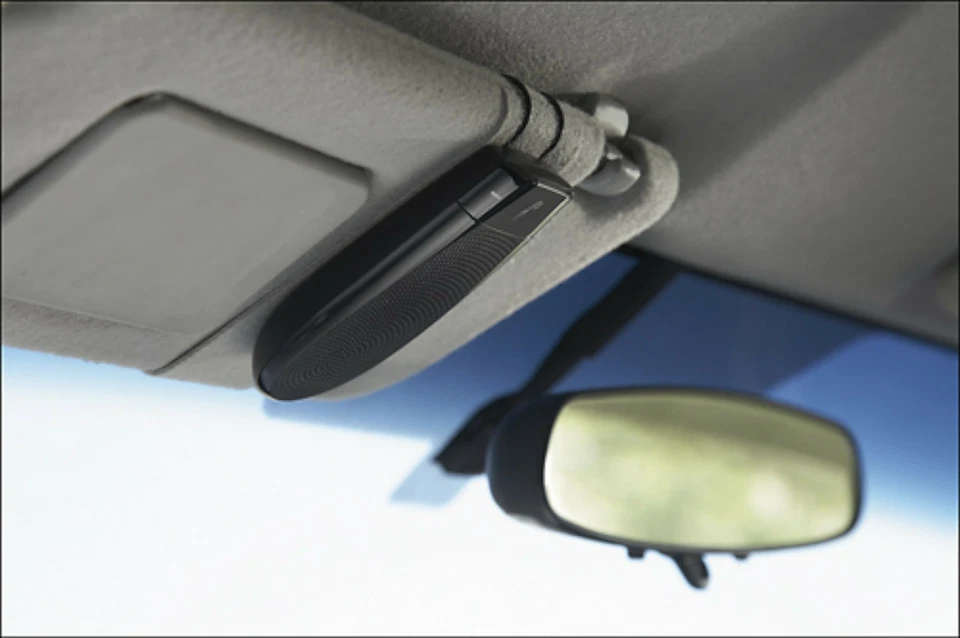 Rocketfish Bluetooth QS2 Car Speakerphone RF-QS2 auto visor clip hands-free - Image 3 of 3