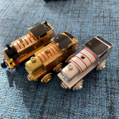 Wooden Thomas 60 year anniversary Gold Thomas ToysRUs Thomas