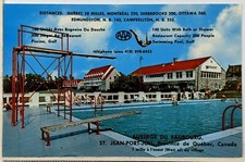 1970s Auberge du Faubourg Postcard Quebec Canada Motel Swimming Pool Vintage