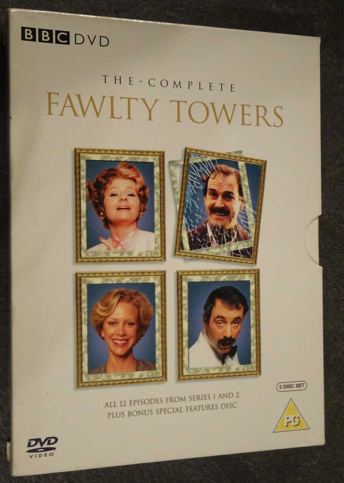 'Fawlty Towers - Complete Series 1 & 2' DVD & Booklet **BONUS DISC IS MISSING**