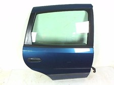 Porte arrière et accessoires Nissan TINO