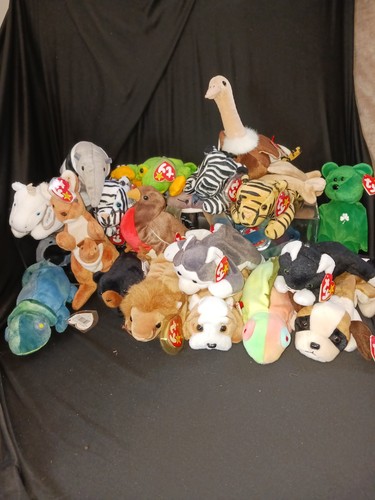 Ty Beanie Babies Mixed Lot Beanbag Plush Assorted Animals w/ Heart Tags 1990s