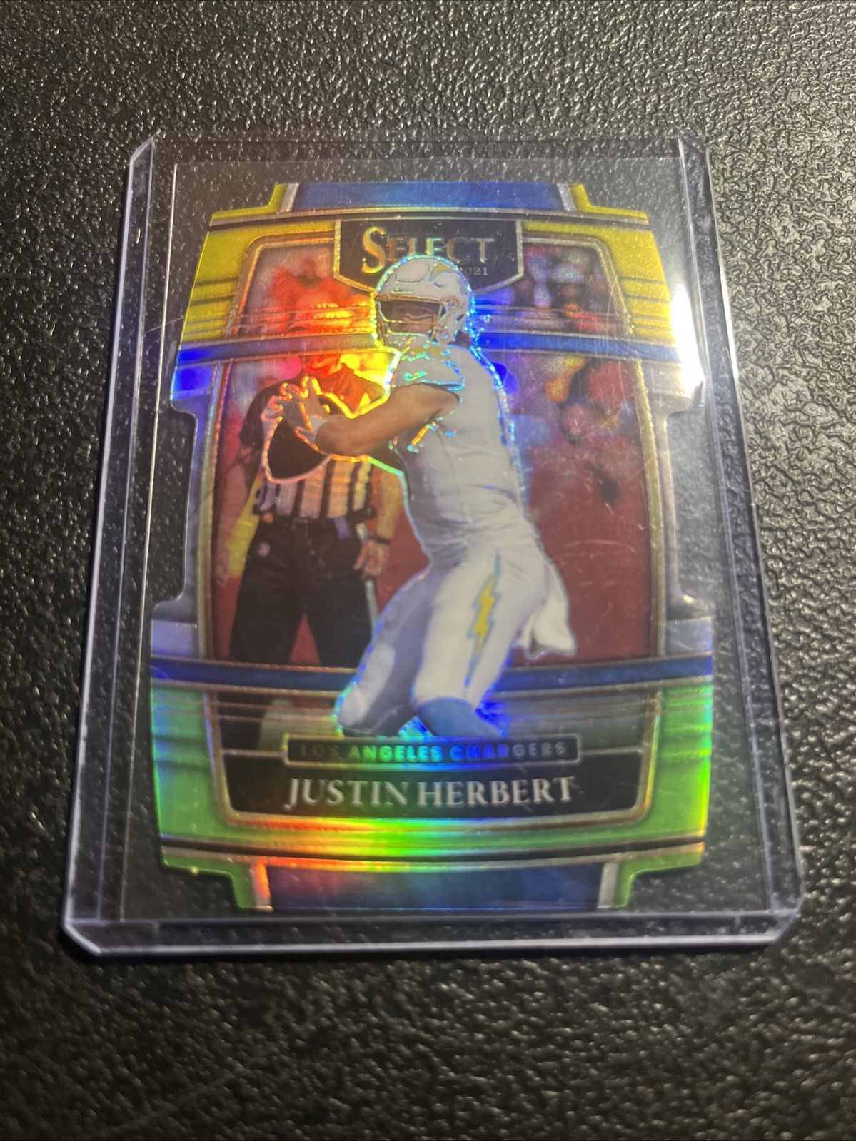 2021 Panini Select #19 Justin Herbert Green and Yellow Prizm Die Cut Chargers