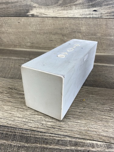 Jawbone Big Jambox Wireless Bluetooth Portable Speaker System White Wave J2011 - Picture 3 of 12