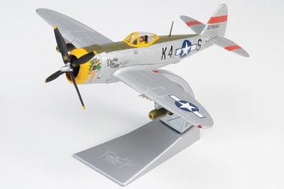 AA33827 Corgi P-47D Thunderbolt 1/72 Model Dottie Mae USAAF 405th FG, 511th FS