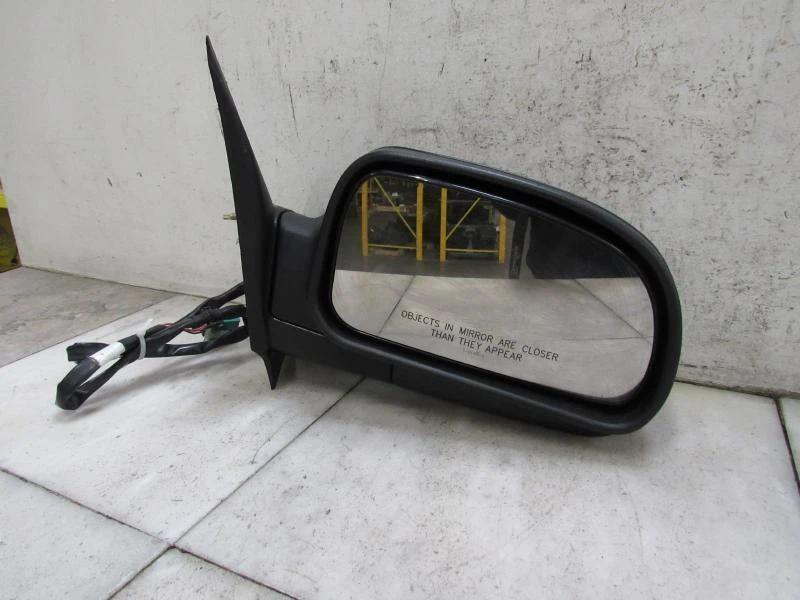 02 03 04 05 06 07 08 09 Espejo puerta derecha TRAILBLAZER Foto 3 de 4