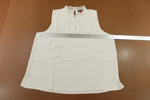 Vince Camuto Womens Size Large New Ivory Lace Trim Gathered Neck Tank Top NWT - Picture 7 of 11