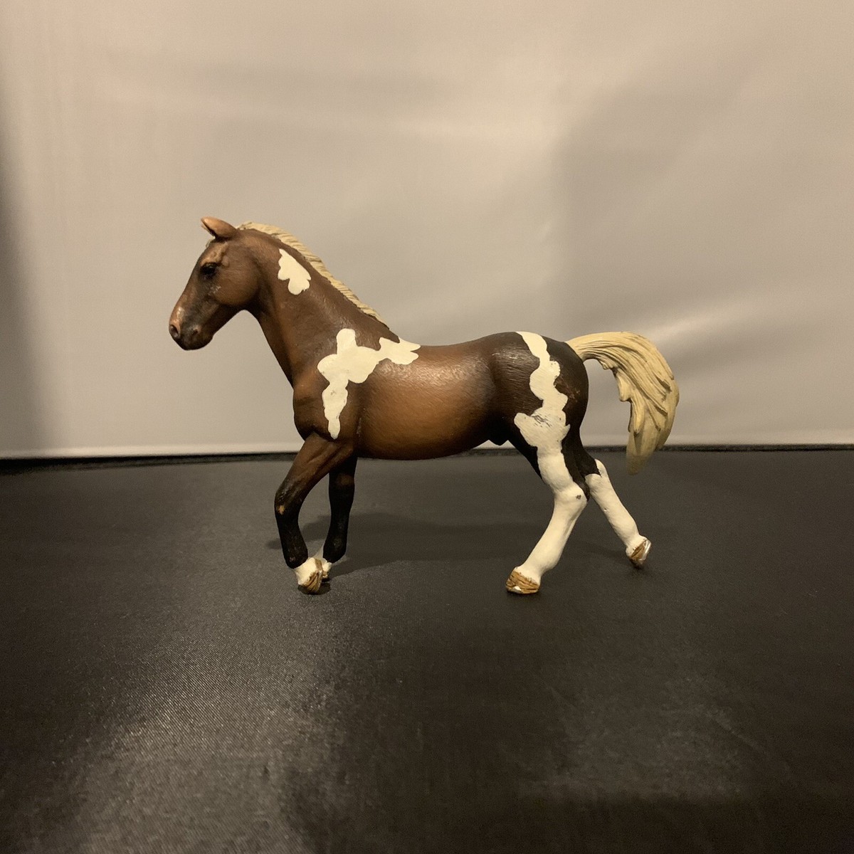 schleich horses rare retired trakehner family UK