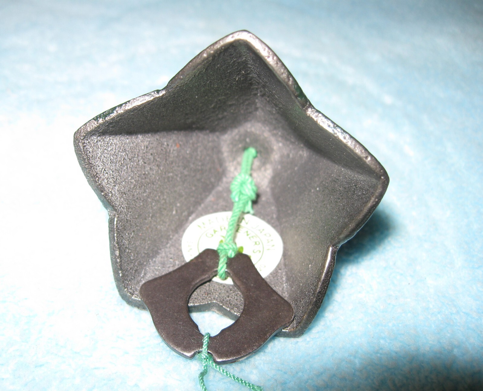Vintage GARDENER'S EDEN Cast Iron Black Wind Bell; Chime; Made in Japan; 1 3/4"