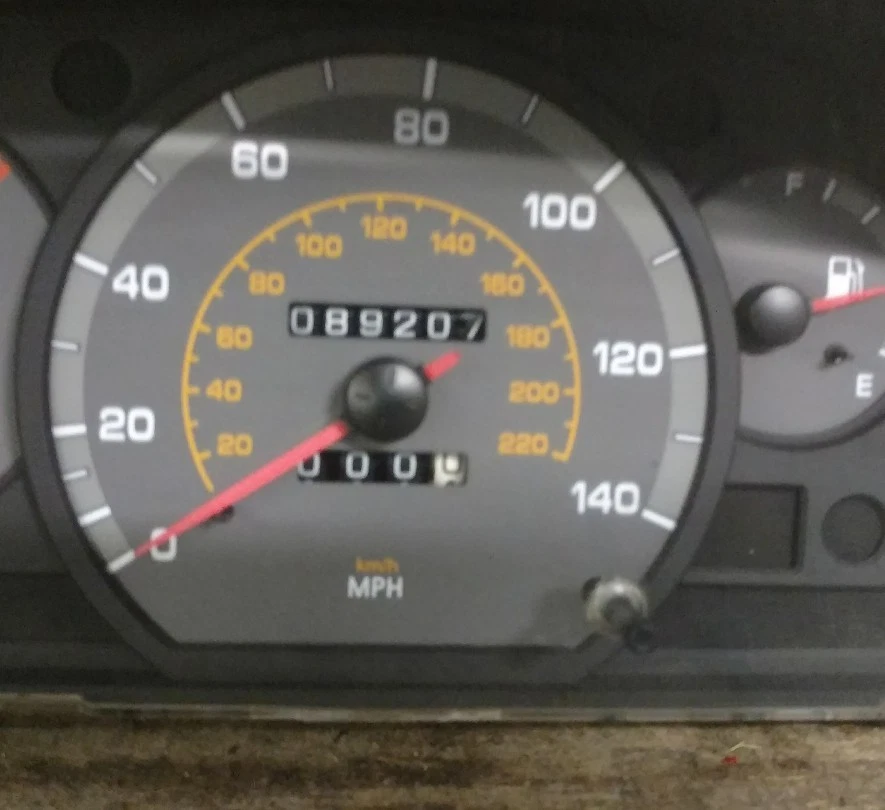 Cuadro de instrumentos Daewoo Nubira 089.027 millas OEM 2000-2002 Foto 2 de 3