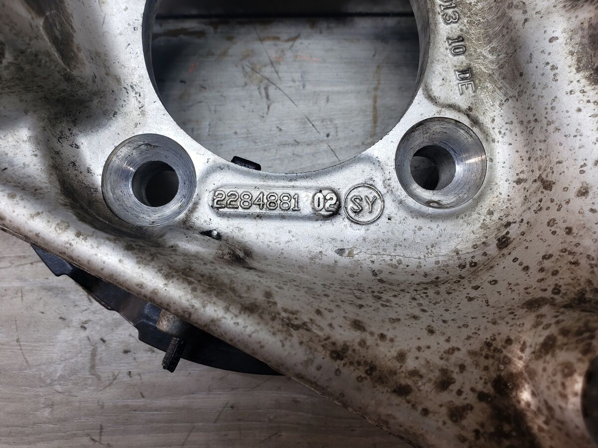 BMW F80 M3 F82 M4 F87 M2 純正ベアリングハブ 2個セット BMW F80 M3 F82 M4 F87 M2 純正ベアリングハブ 2個セット 2x