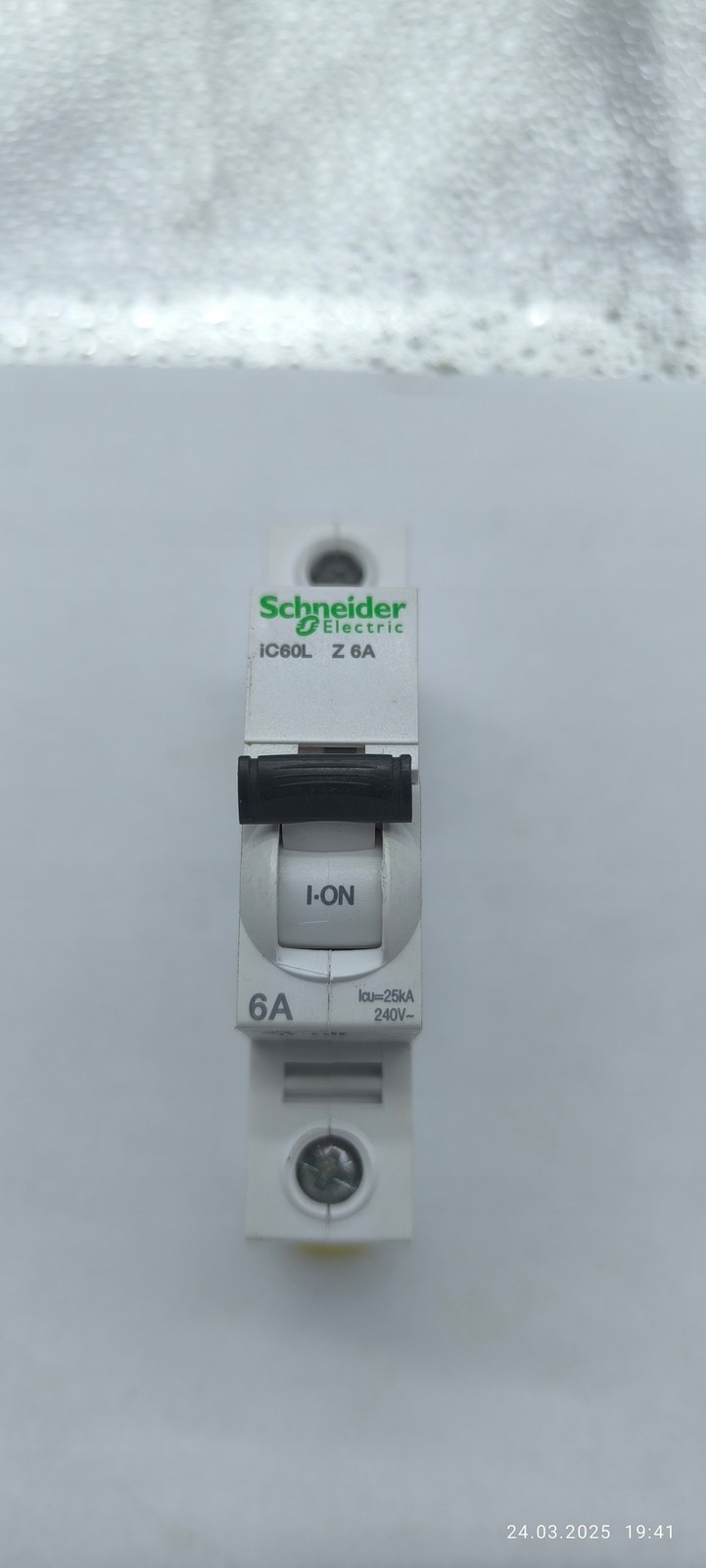 Switch A9F92106