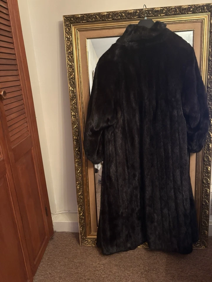Vintage Natural Ranch Mink Fur Coat Women - Image 2 of 4