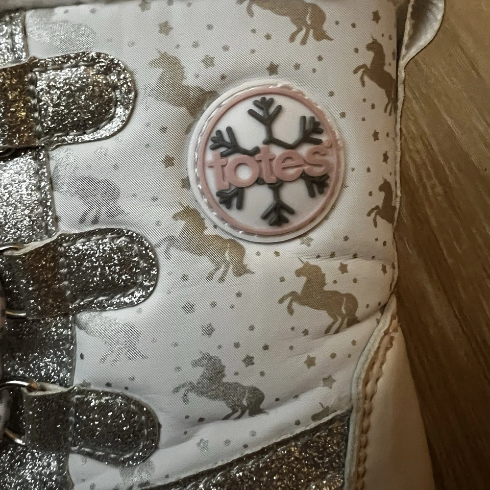 Botas de invierno Totes blancas para nieve talla 5 niño pequeño Foto 2 de 4