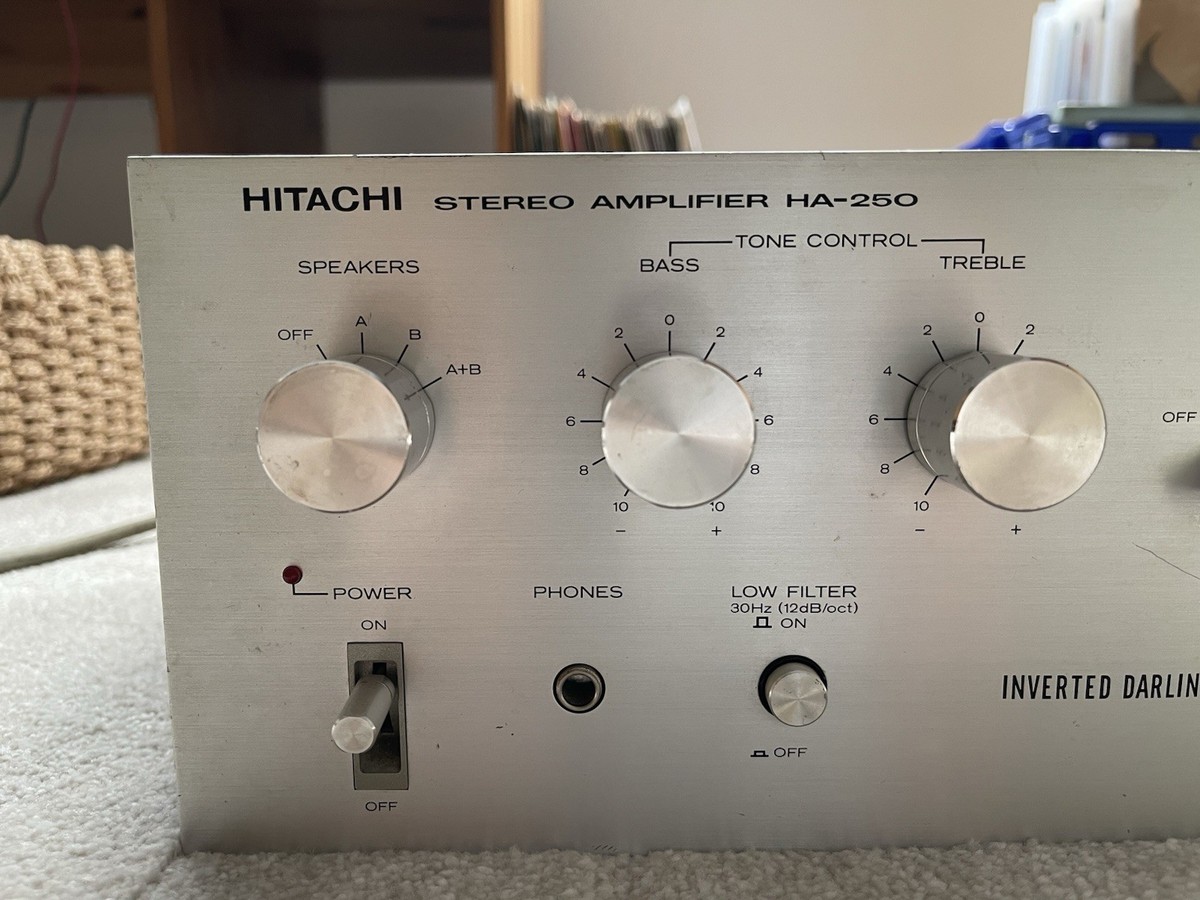 Hitachi HA-2500 Stereo Amplifier Vollverstärker mit Phono
