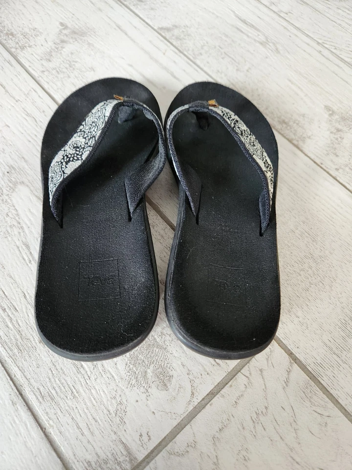 Teva Voya 花卉印花楔形拖鞋凉鞋女式 8 码 — 第 4/4 张图片