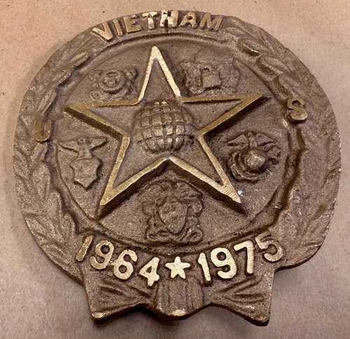 Vintage Brass Bronze US Vietnam Veteran 1964 - 1975 Grave Marker Memorial