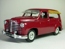 VITESSE 1/43 scale die-cast model 1950 Renault Colorale Savane Sedan (Wagon)