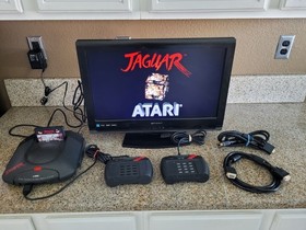 Atari Jaguar Gaming System Super Set With TONS of Games Included (See Pics) 