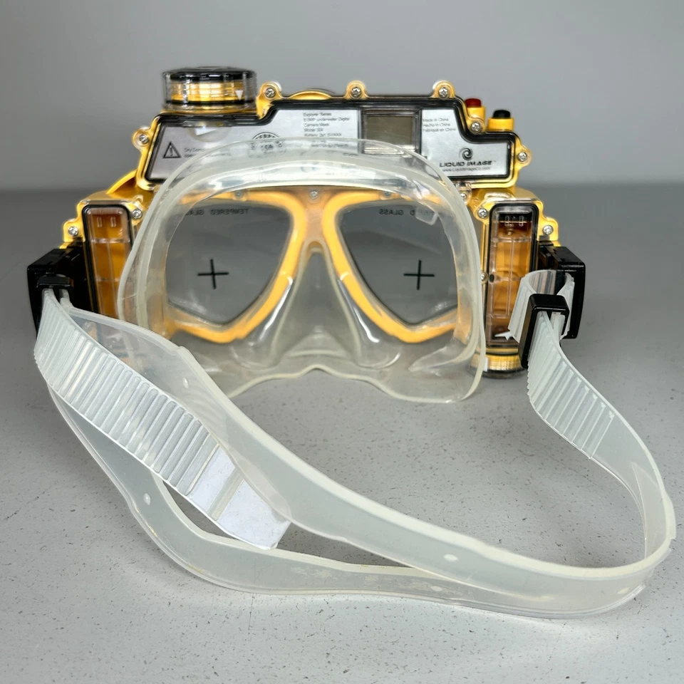Liquid Image Explorer Series 8.0MP UnderwaterDigitalCamera Mask304 & Manual+Case - Image 4 of 4