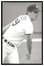 Mark Leiter (1991) Detroit Tigers Vintage Baseball Postcard PCDT