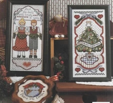BOUGHS OF HOLLY--Jeremiah Junction--Christmas--Tree-Counted Cross Stitch Pattern