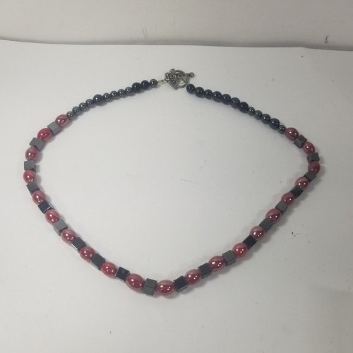 Gunmetal Gray Red Magnetic Beads Necklace Goth Retro Vintage Toggle 21.5"