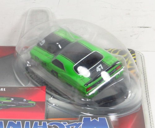 1970 Plymouth Cuda Series 2 Mopar Green Diceast Car 1:64 - Picture 7 of 11