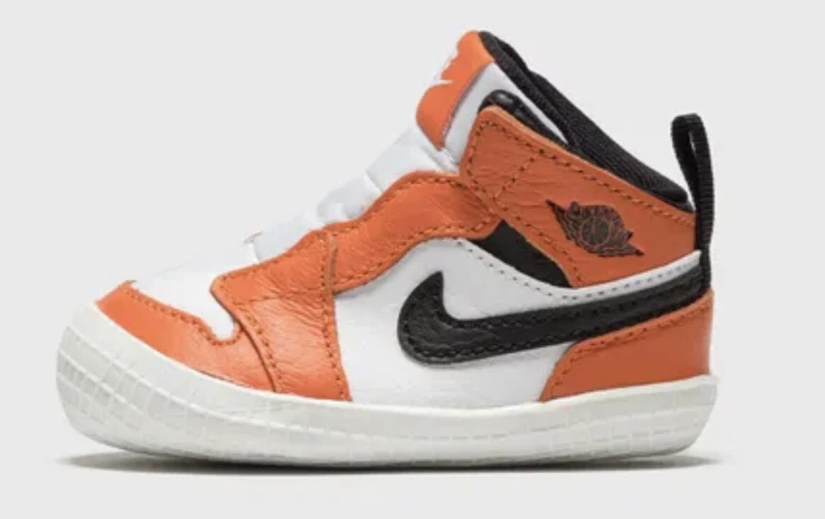 Jordan top infant trainers