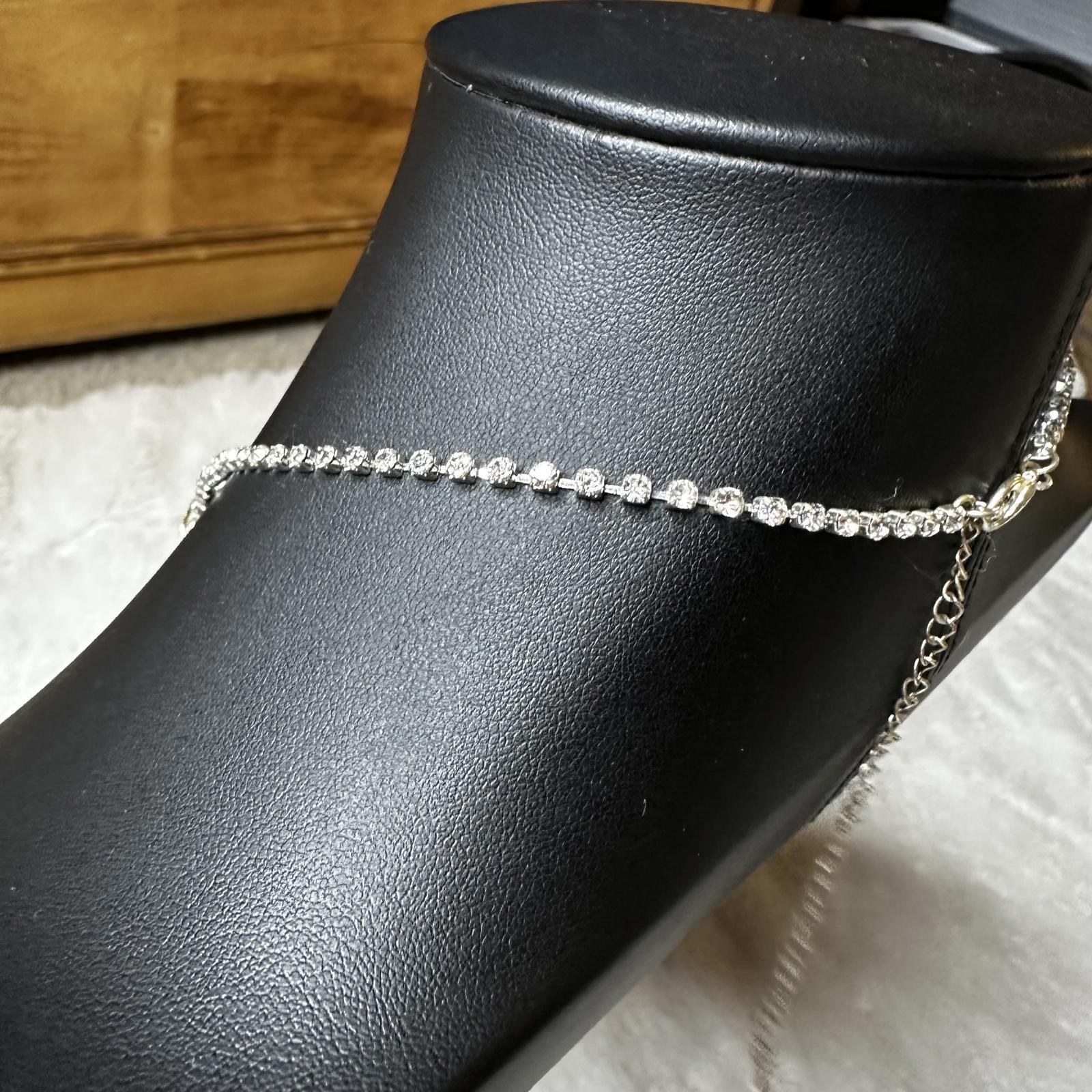 Yellow & Clear Rhinestone Statement Necklace 8 In… - image 5