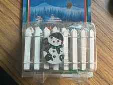 Concord Miniatures 1:1 scale dollhouse Christmas picket fence