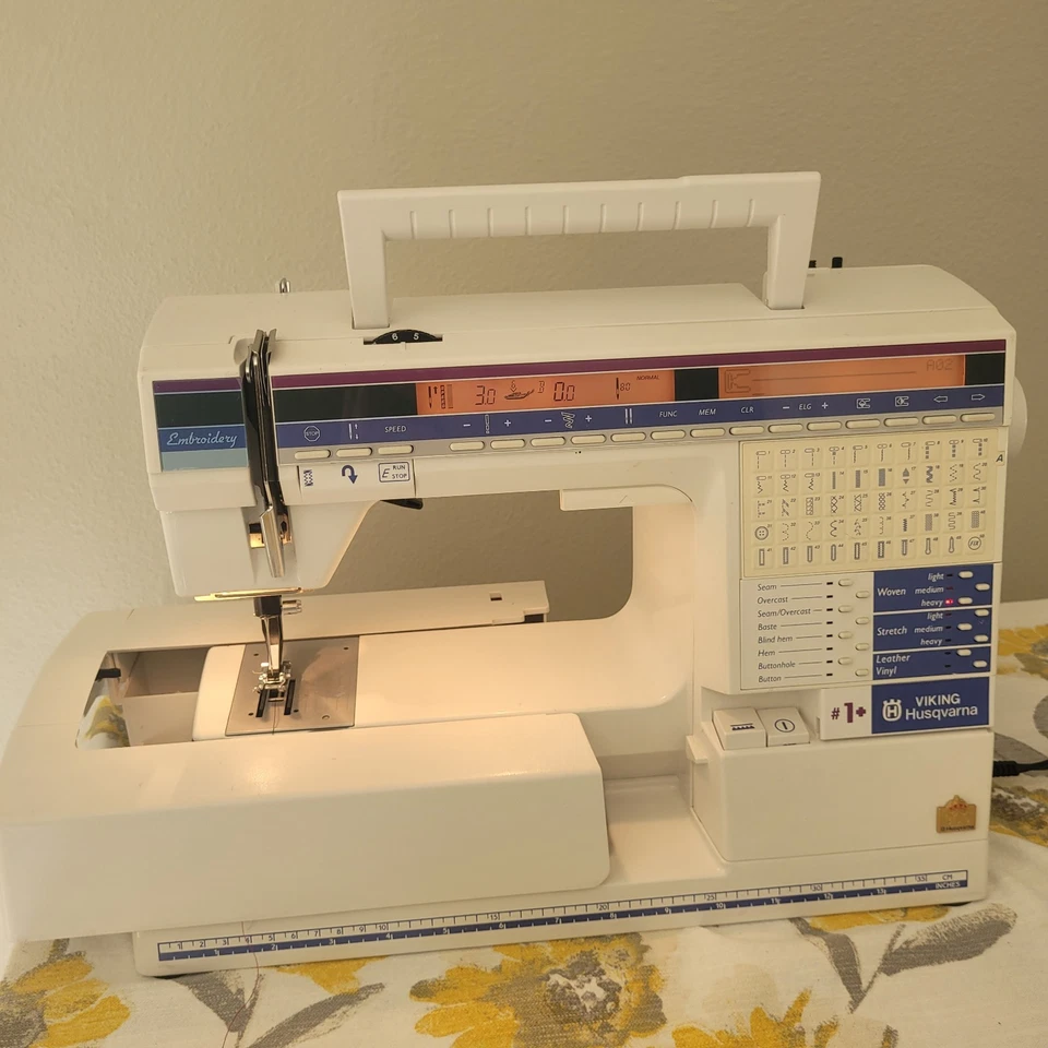 Husqvarna Viking #1  Sewing & Embroidery Machine With All Accessories D-Cards - Image 2 of 4