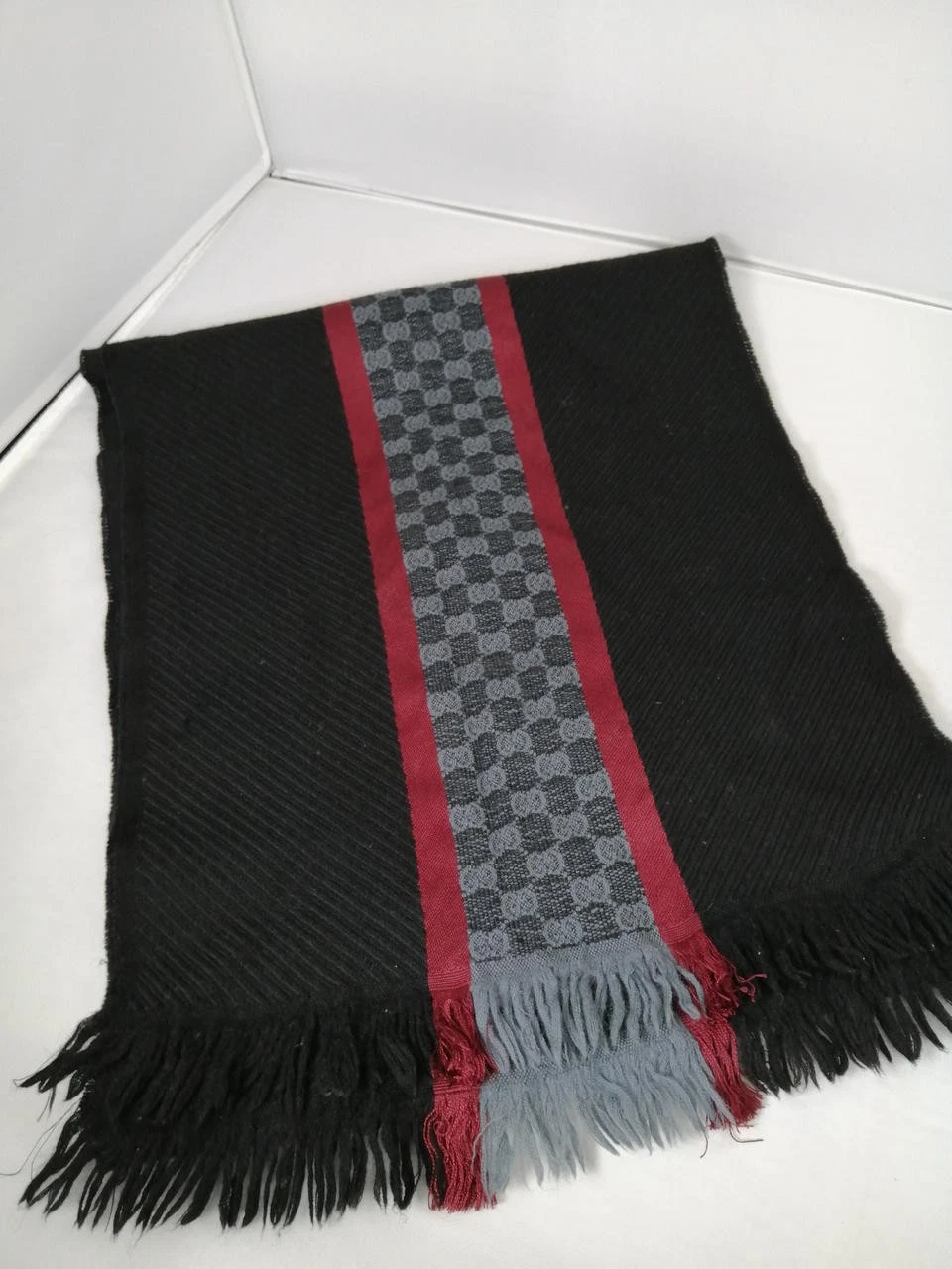 Foulard tricoté Gucci GG motif Web rayures longue longu cm noir gris rouge unisexe