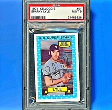 1974 Kellogg's - Sparky Lyle 3-D Super Stars #41 PSA 9