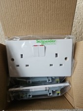 Schneider Electric Switched Socket White Moulded Slimline 2 Gang 13A Box Of 5