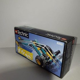 LEGO Technic 8202 Rare Discontinued New Unopened Set Collectible