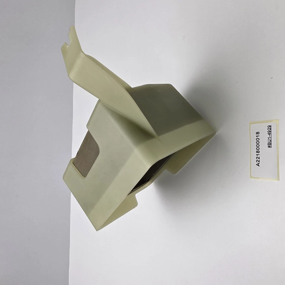 2006-2013 Mercedes-Benz S-Class VACUUM PUMP BRACKET A2218000018 - image 3 of 4