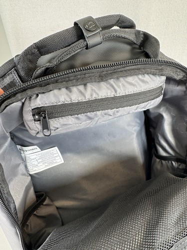 OGIO Commuter Transfer Pack, Backpack Black 16.9"h x 11.2"w, 20.5L Capacity - Picture 12 of 24